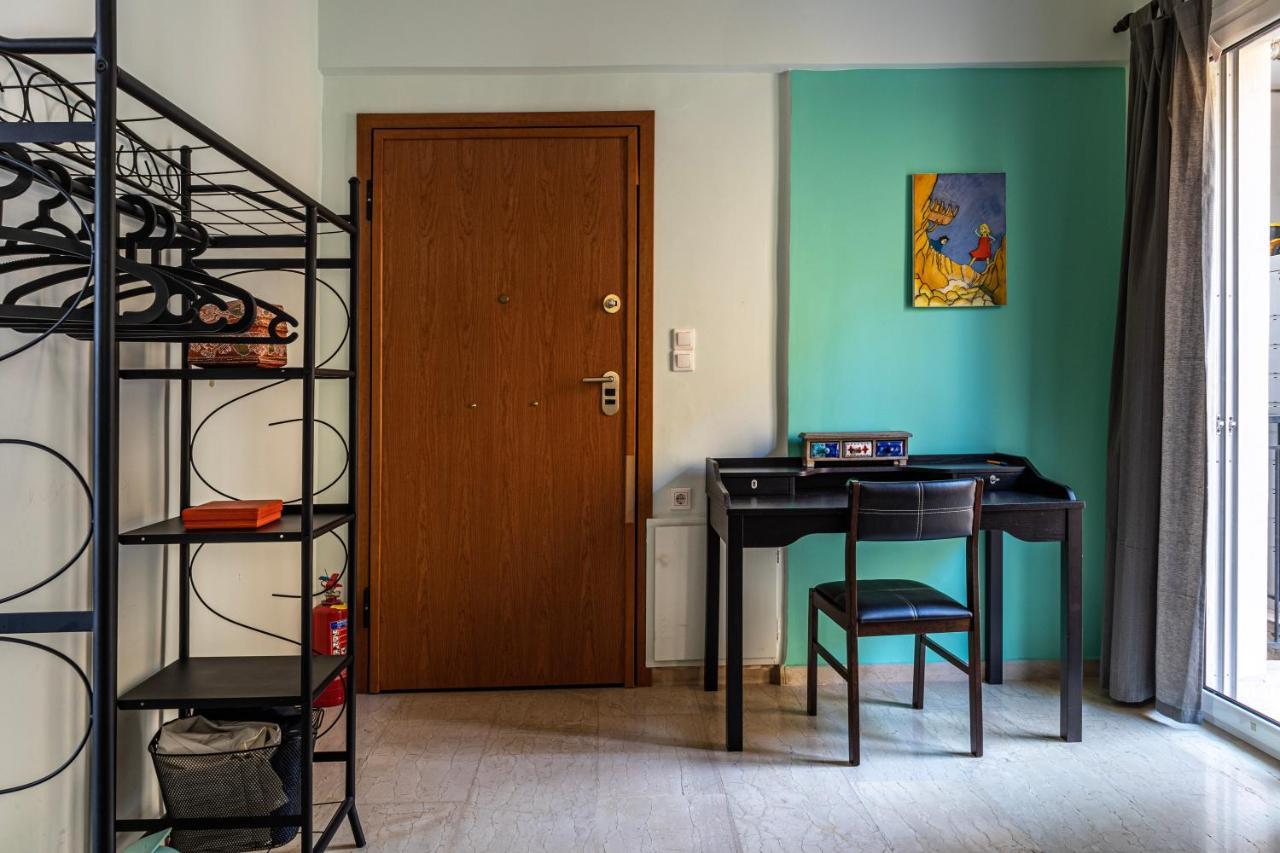 Erika'S Oasis - Stylish Gem Inthe Heart Of History Apartamento Calamata Exterior foto