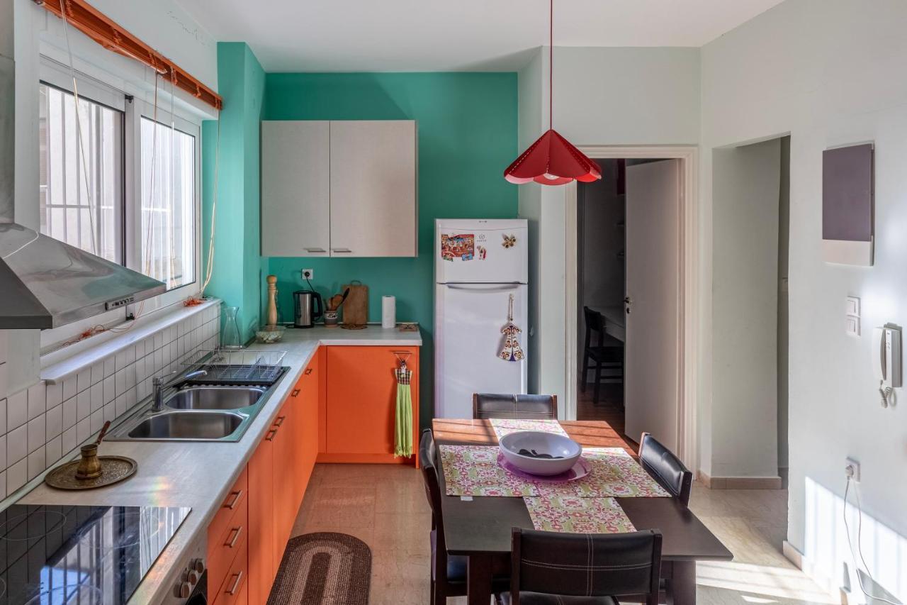 Erika'S Oasis - Stylish Gem Inthe Heart Of History Apartamento Calamata Exterior foto