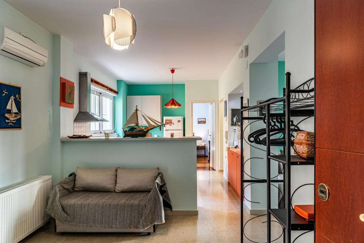 Erika'S Oasis - Stylish Gem Inthe Heart Of History Apartamento Calamata Exterior foto