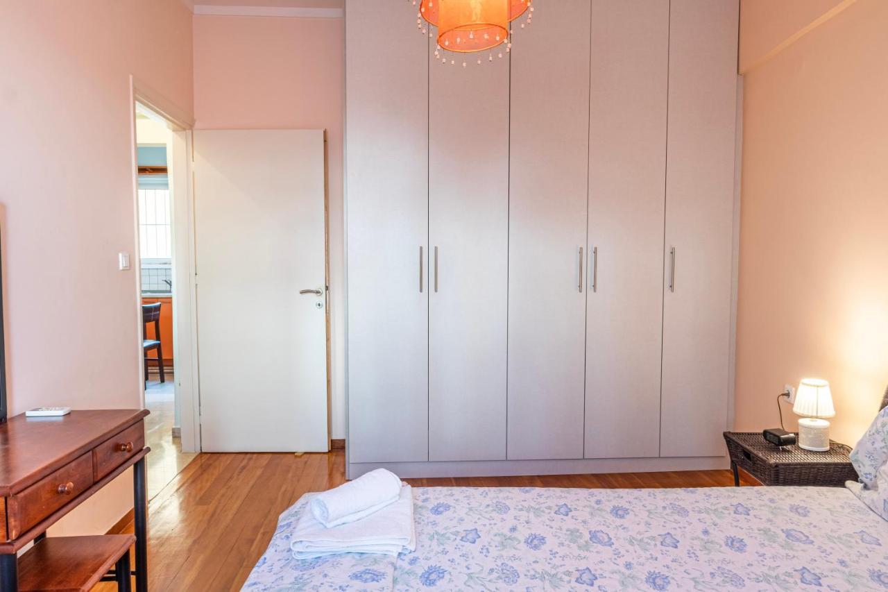 Erika'S Oasis - Stylish Gem Inthe Heart Of History Apartamento Calamata Exterior foto